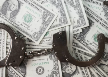 Родители потратили благотворительную помощь на лечение сына: возбуждено дело