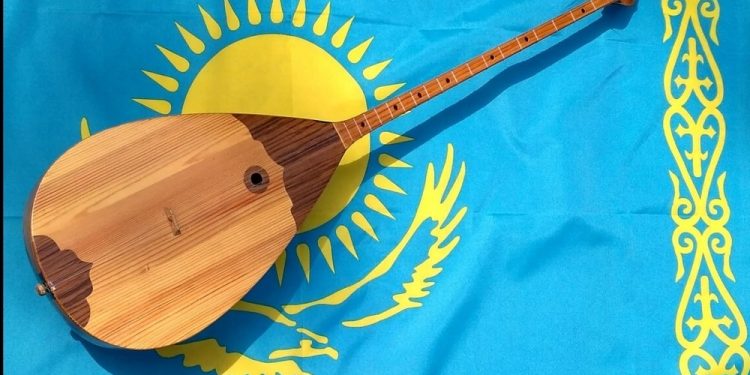 Бүгін – ұлттық мұрамызды ұлықтайтын Домбыра күні