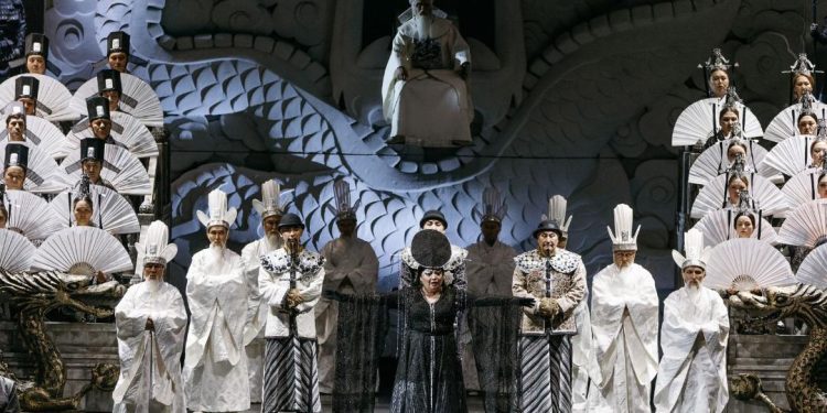 12 мыңнан астам көрермен «Опералия-2025» фестивалін тамашалады