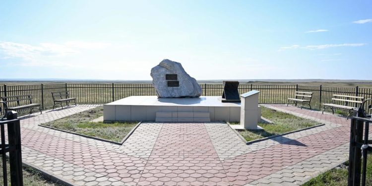 Қарамола – қазақтың құқықтық тарихында ерекше орны бар қасиетті мекен.