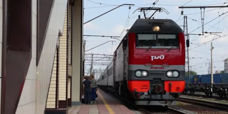 3 августа в Казахстане отметят День работников транспорта