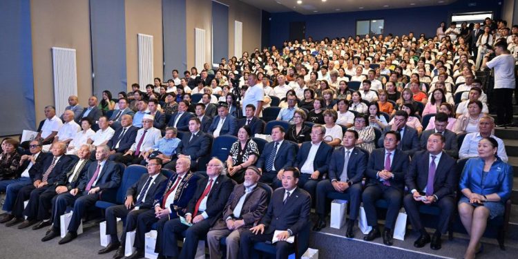 Абайға арналған энциклопедиялық портал, хакім мұраларын өскелең ұрпаққа насихаттау жолында негізгі бағдаршам болмақ