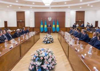 Шахтер күні қарсаңында сала мамандары мен ардагерлеріне мемлекеттік наградалар табыс етілді