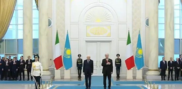 Қасым-Жомарт Тоқаев Италия Президентін Ақордада қарсы алды