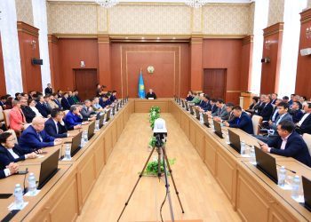 Ермағанбет Бөлекпаев: Қарағанды өңірі Қазақстан болашағының зертханасына айналуы тиіс