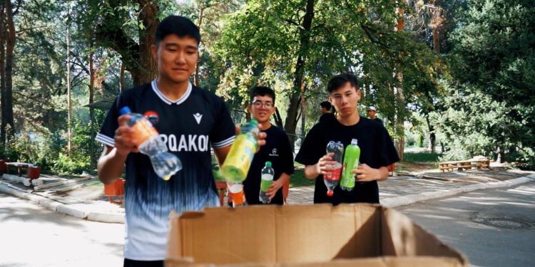 ҚазҰУ экохабы «Zero Waste Campus» акциясына қатысып жатыр