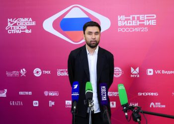 Казахстанский исполнитель Әмре выступит на сцене седьмым, на международном музыкальном конкурсе “Интервидение”.