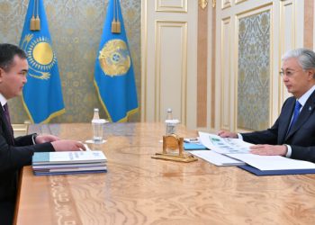 Мемлекет басшысы Астана қаласының әкімі Жеңіс Қасымбекті қабылдады