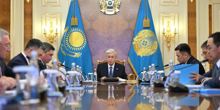 Президент макроэкономикалық тұрақтылық мәселелеріне арналған жиын өткізді