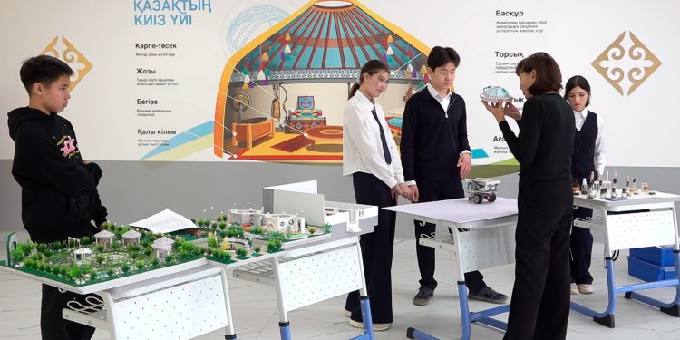 Еліміздегі білім беру жүйесінің дамуы: жетістіктері мен болашағы