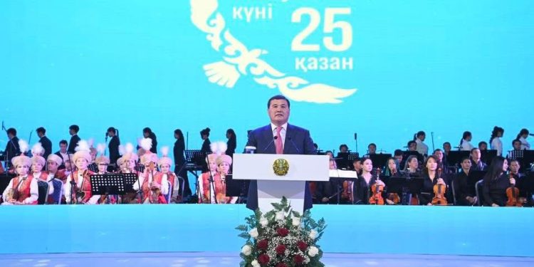 Қызылорда облысында Республика күніне арналған мерекелік салтанатты шара өтті