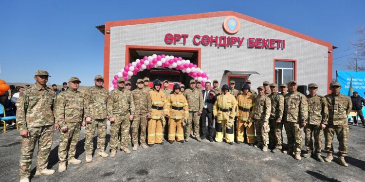 Шыңғыс Әрінов Мәтібұлақ ауылында ерікті өртке қарсы пункт ашты