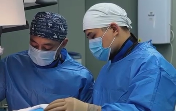 ҰЛЫТАУ ТҰРҒЫНДАРЫНА ЖОҒАРЫ ТЕХНОЛОГИЯЛЫҚ КАРДИОХИРУРГИЯЛЫҚ КӨМЕК ҚОЛЖЕТІМДІ БОЛДЫ