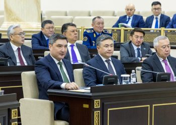 Олжас Бектенов: Жұмыс істеуге қабілетті әрі өзін-өзі қамтамасыз ете алатын адамдарды мемлекет асырауға тиісті емес және асырамайды да