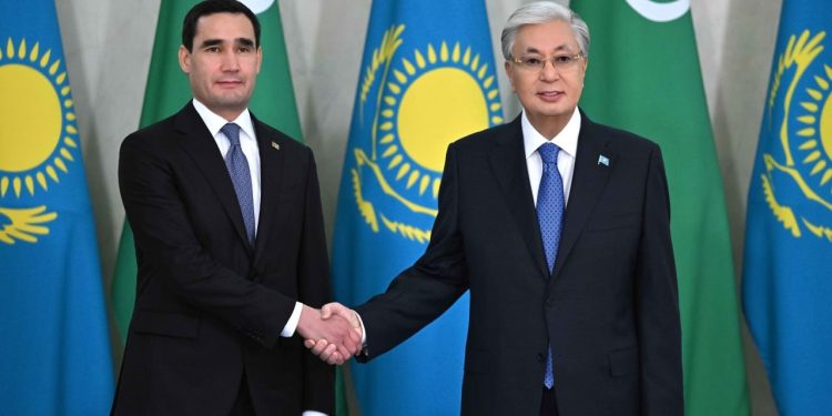 Мемлекет басшысы Түрікменстан Президентімен келіссөз жүргізді