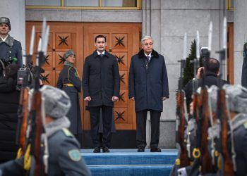 Қасым-Жомарт Тоқаев Қазақстанға мемлекеттік сапармен келген Түрікменстан Президенті Сердар Бердімұхамедовті қарсы алды