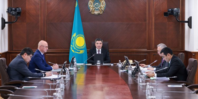 «Бәйтерек» холдингін құрылымы және мазмұны жағынан қайта құру: Директорлар кеңесі инвестициялар тарту бойынша міндеттемелерді бекітті