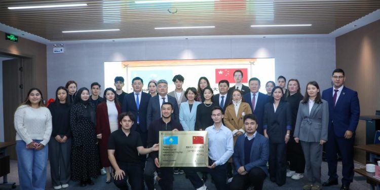 Қытайдың Xi’an Jiaotong University жанынан «Шәкәрім» мәдени зерттеулер орталығы ашылды