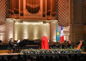 Майра Мұхамедқызы Парижде жеке концерт берді