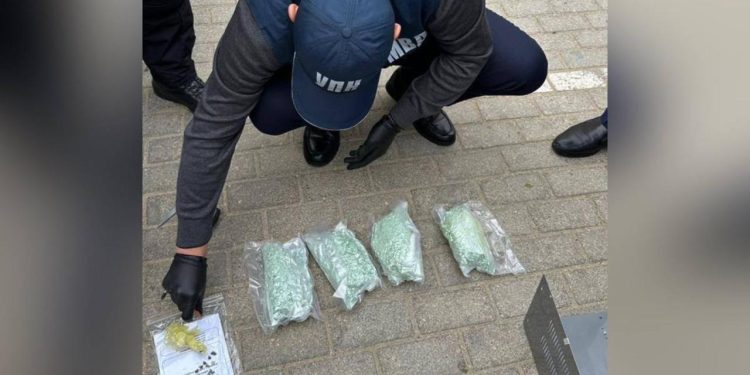 Ақтауда күдіктіден “синтетиканың” ірі партиясы тәркіленді