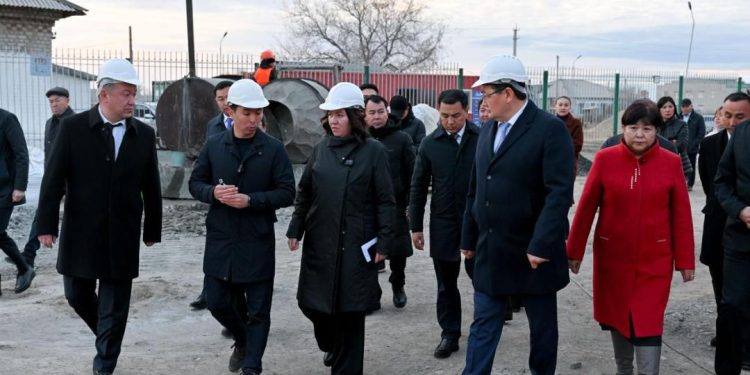 Жұлдыз Сүлейменова Абай облысында болып, ауыл мектептерінің білім сапасын тексерді