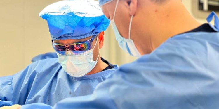 ДЕНСАУЛЫҚ САҚТАУ МИНИСТРЛІГІ МӘМС ЕСЕБІНЕН ЖҮРГІЗІЛЕТІН ЕҢ КҮРДЕЛІ ӘРІ ҚЫМБАТ ТОП-10 ОПЕРАЦИЯНЫ АТАП ӨТТІ