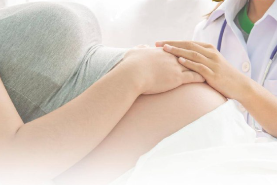 Три тысячи женщин в регионах получили помощь в пансионатах для беременных