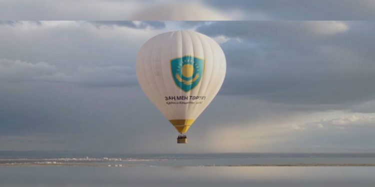 “Заң мен тәртіп” әніне түсірілген клипке 300-ге жуық адам қатысты