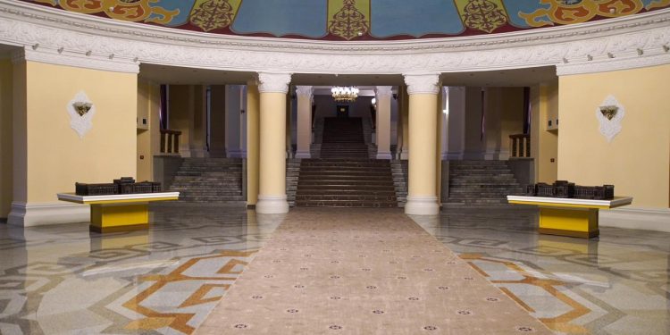 Алматыда туристік нысандардың тактильді үлгілері орнатылды