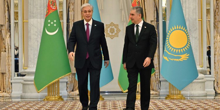 Президент Ашхабад қаласына барды