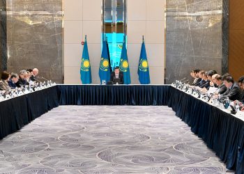 Үкімет барлық салада инвесторлармен сындарлы диалог орнатуға әзір – Олжас Бектенов Шетелдік инвесторлар кеңесінің аралық отырысын өткізді