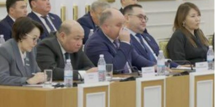 Мәди Мырзағараев соттың санкциясынсыз ұстау мерзімін 72 сағаттан 48 сағатқа дейін қысқартуды ұсынды