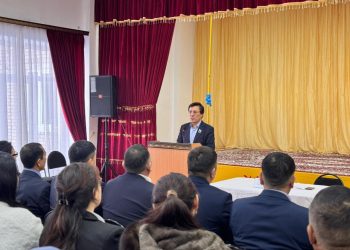 Депутат Мажилиса посетил социальные объекты в селах Абайской области