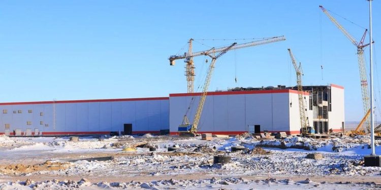 Саран қаласында жаңа зауыттар іске қосылуға дайындалуда