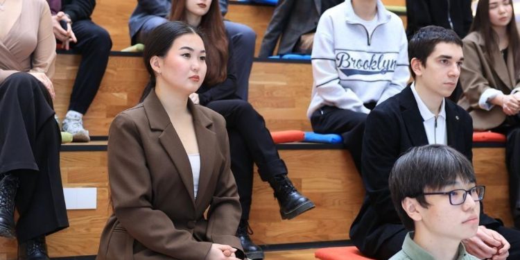 Қостанайда 2026 жылға арналған студент жастармен тәрбие жұмысының басымдықтары айқындалды