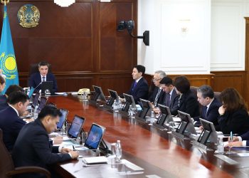 Олжас Бектенов Президенттің Үкіметтің кеңейтілген отырысында берген тапсырмаларын жүзеге асыру жөнінде кеңес өткізді