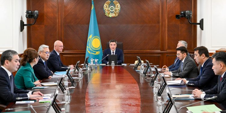 Олжас Бектенов өңдеу өнеркәсібін дамыту мақсатында қолдау шараларын кеңейтуді тапсырды