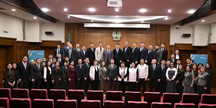 ҚР Туризм және спорт министрлігінде жалпыұлттық коалиция өкілдерімен жаңа заң жобасын түсіндіру мақсатында жұмыс кездесуі ұйымдастырылды.