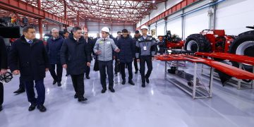 Инвестиция тарту үшін инфрақұрылымды дамыту: Олжас Бектенов Ақмола облысының индустриялық аймағының жобаларымен танысты